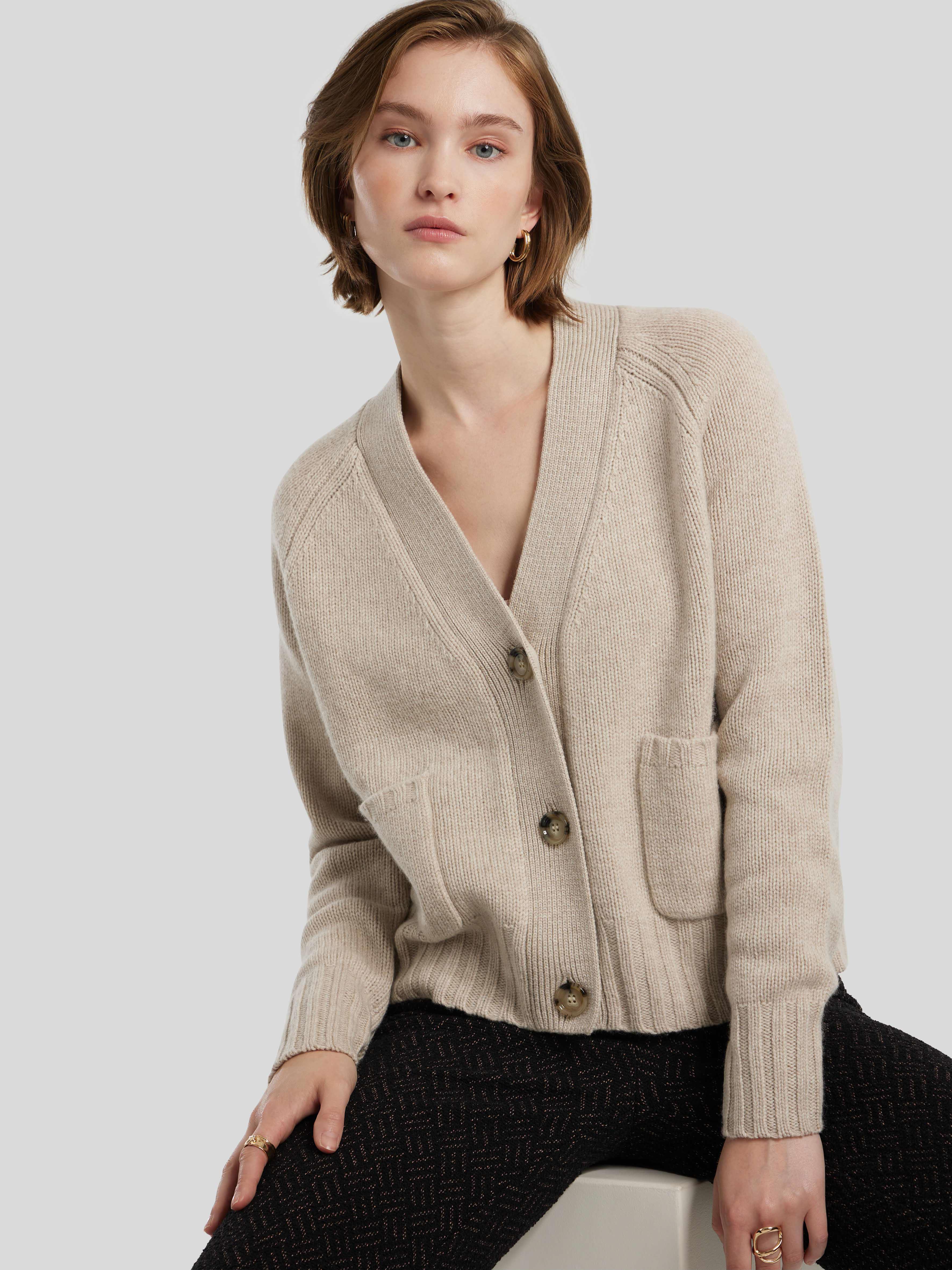 Strickjacke aus Schurwolle