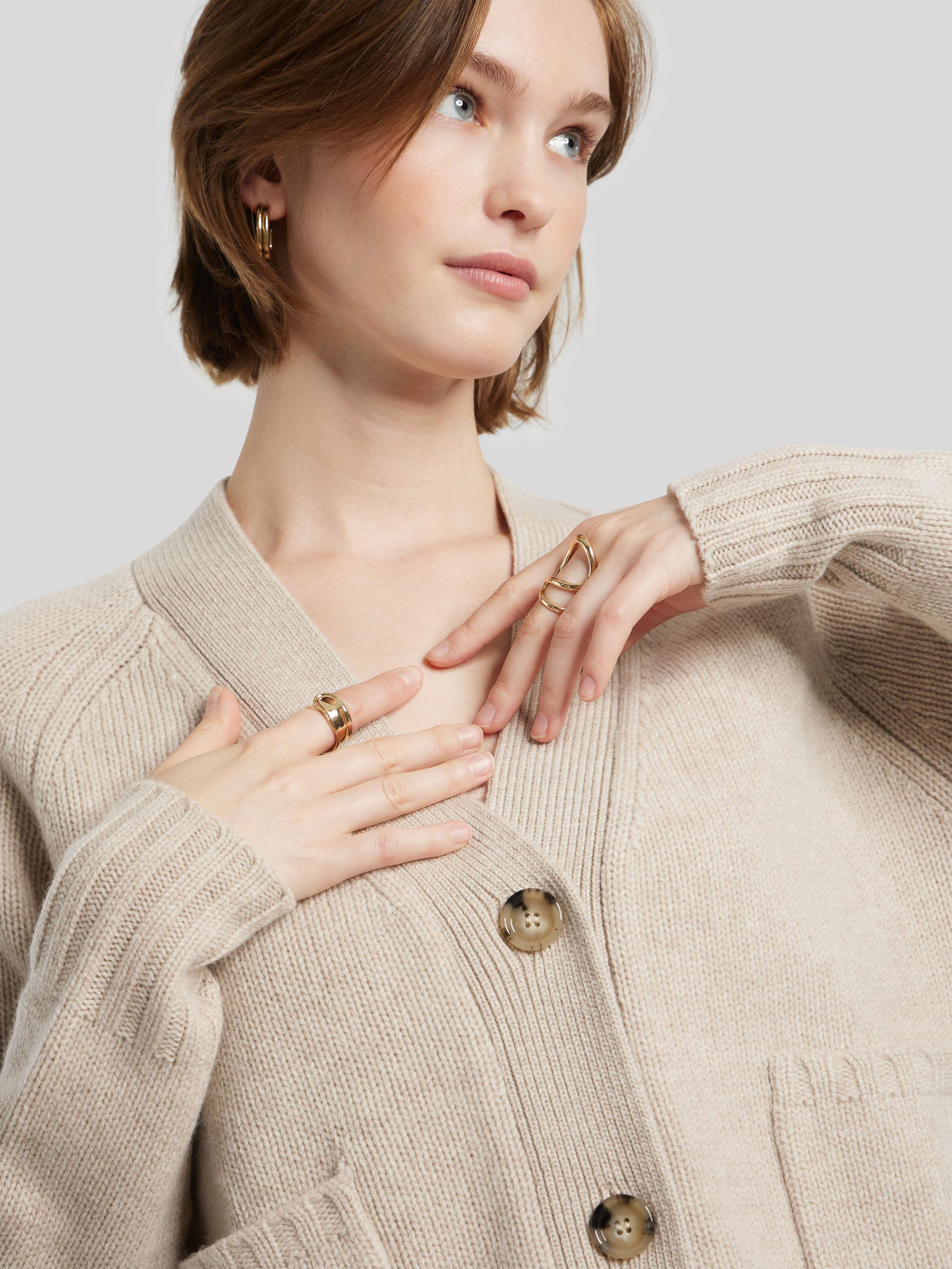 Strickjacke aus Schurwolle