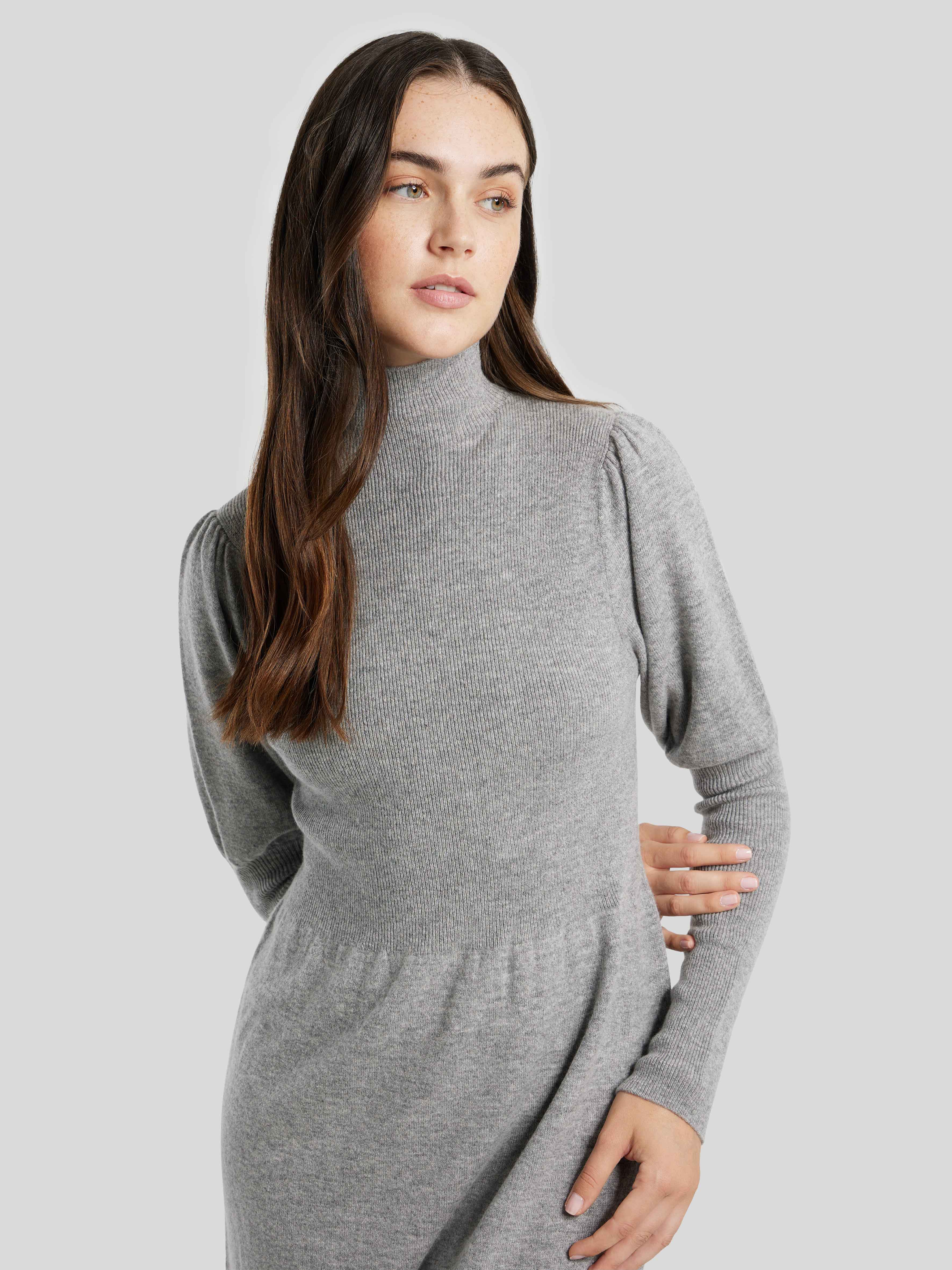 Strickkleid mit Stehkragen