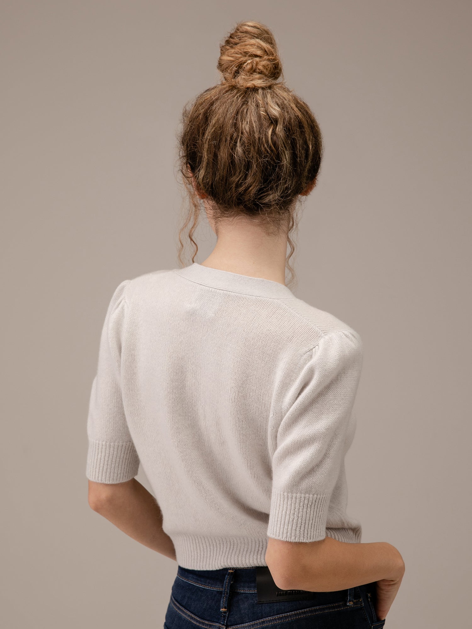 ALLUDE Cropped Strickjacke aus Schurwolle Damen (SILBER)