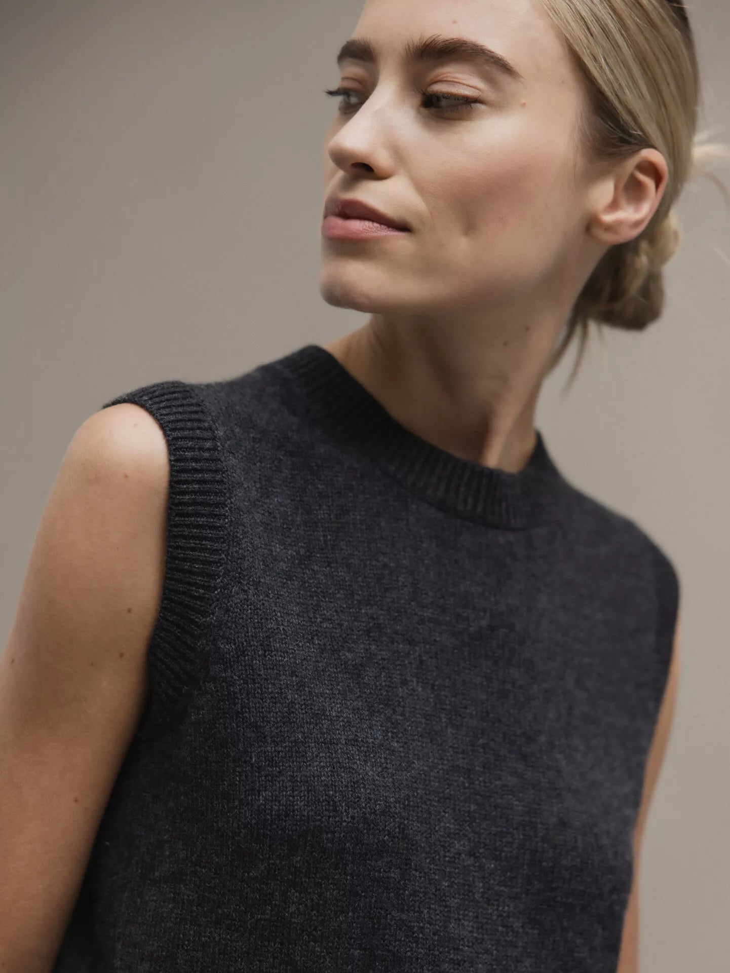 ALLUDE Pullunder Damen (84 ANTHRA)