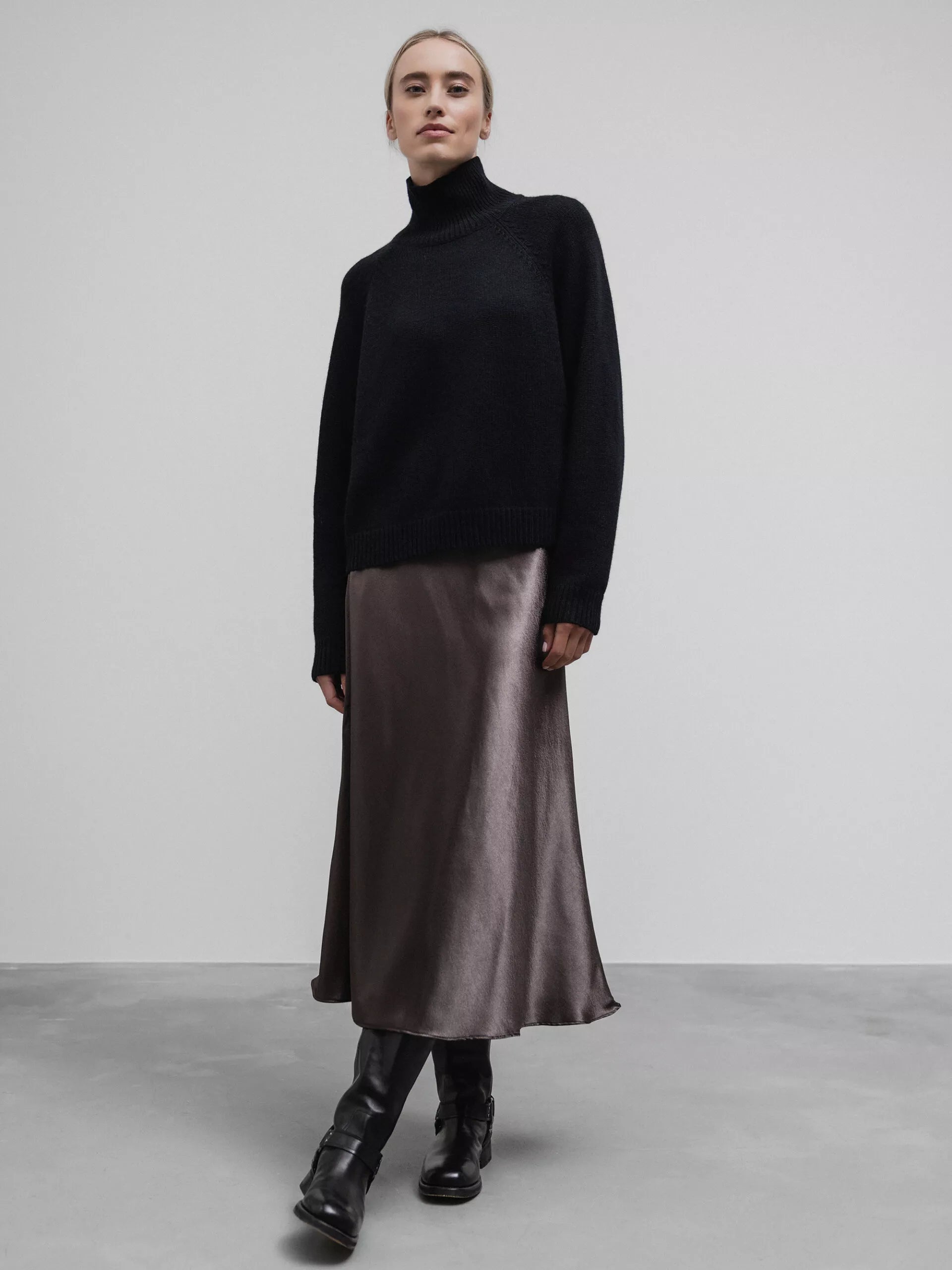 ALLUDE Turtleneck Pullover aus Schurwolle Damen (90 SCHWARZ)