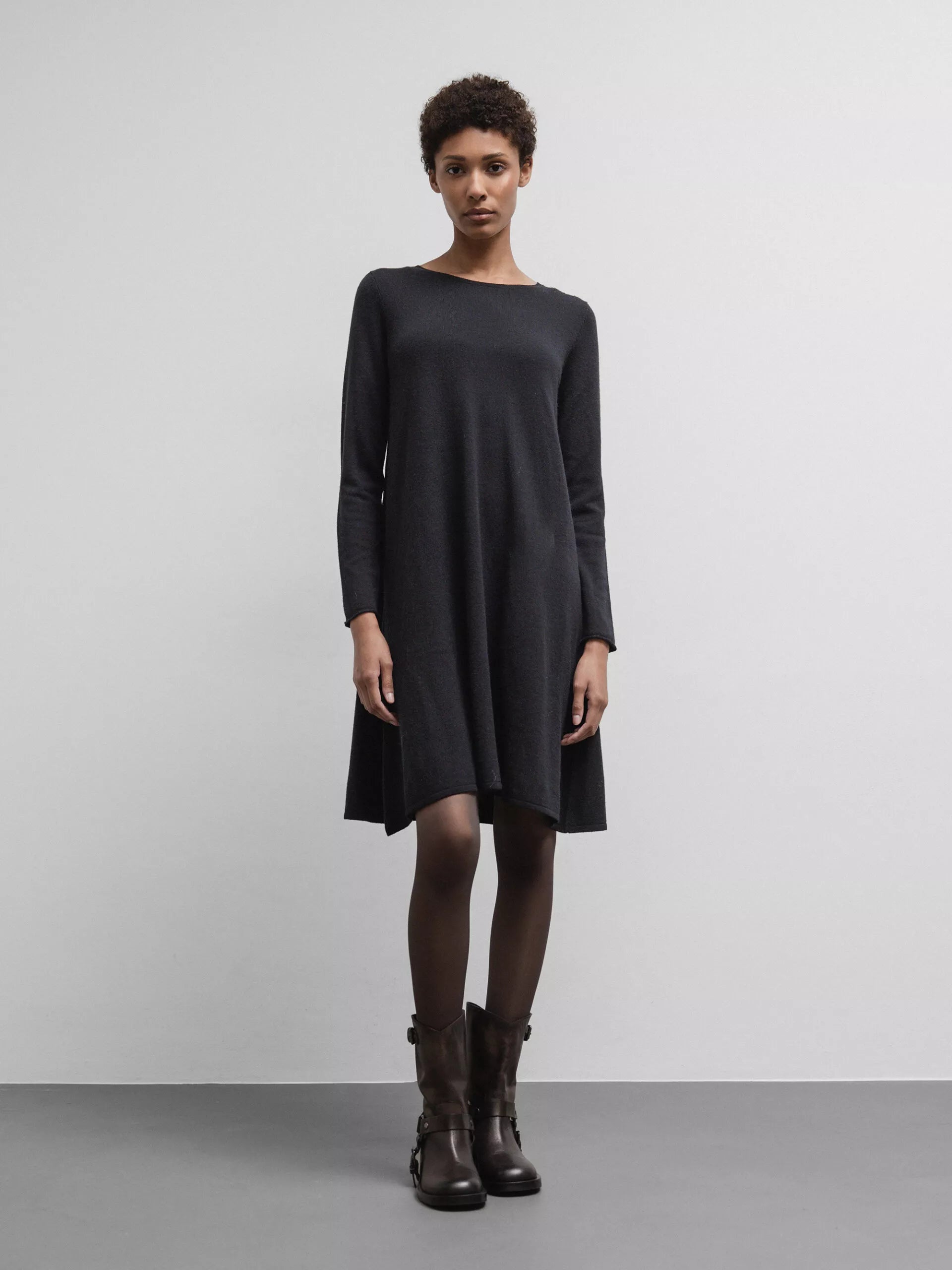 ALLUDE Midi- Kleid Damen (90 SCHWARZ)