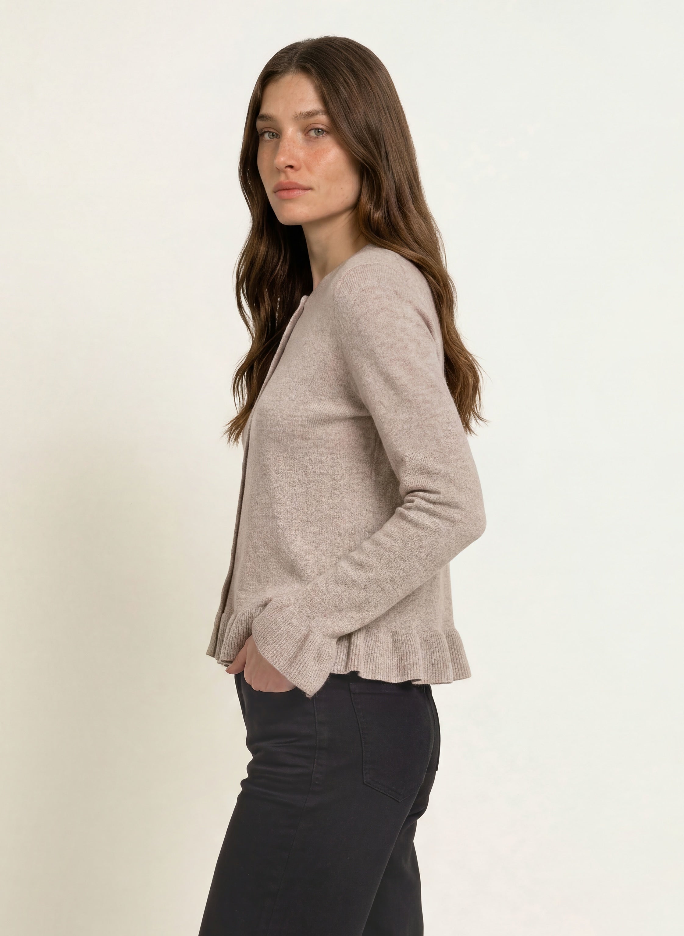 Strickjacke mit Cashmere und Rüschen
