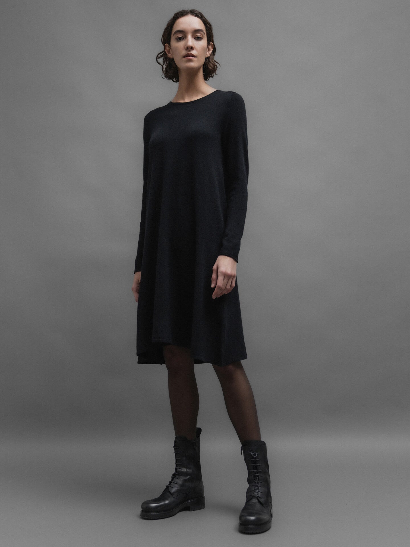 ALLUDE Midi-Kleid Damen (90 SCHWARZ)