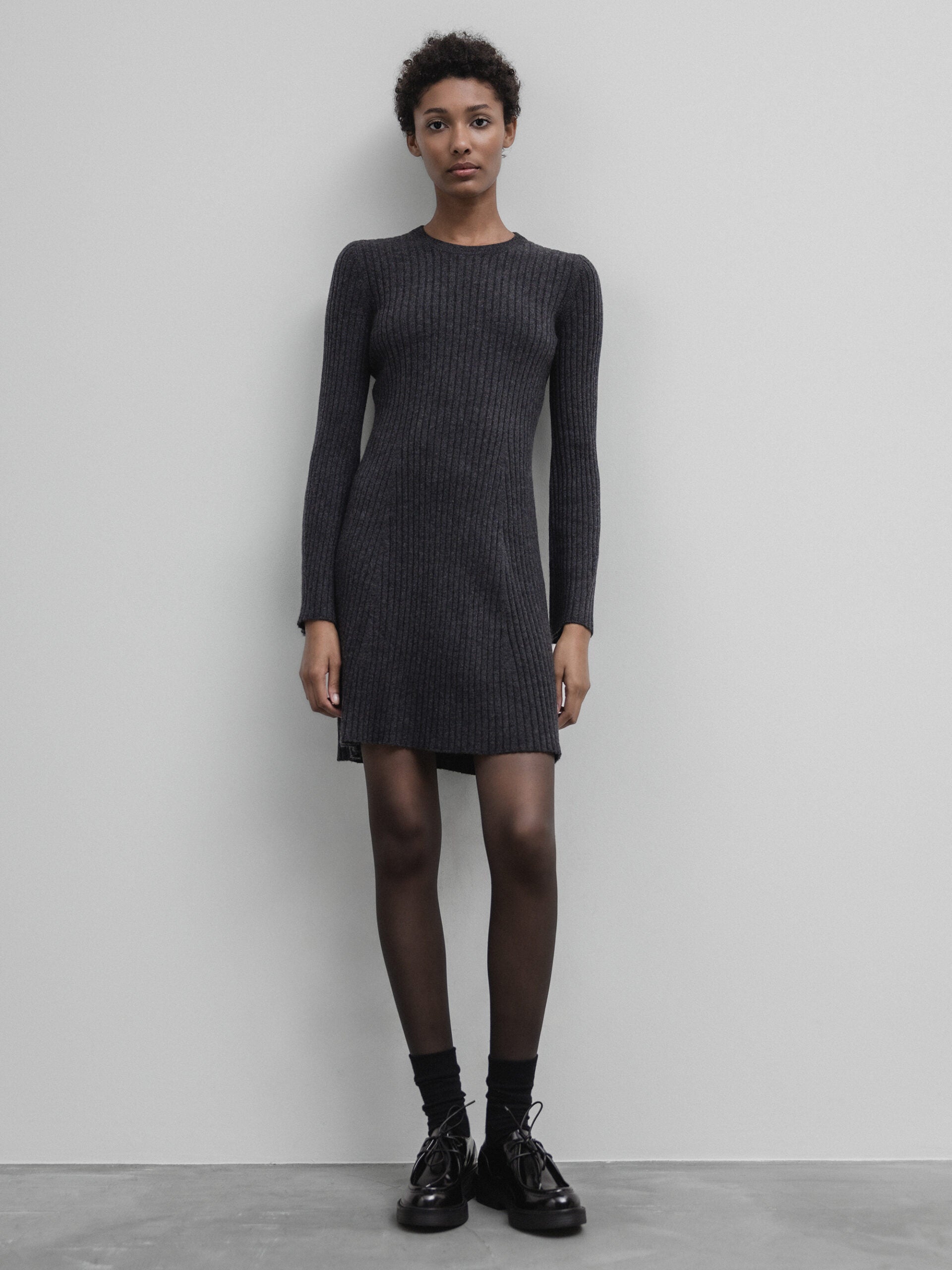 ALLUDE Kurzes Kleid aus Cashmere Damen (84 ANTHRA)