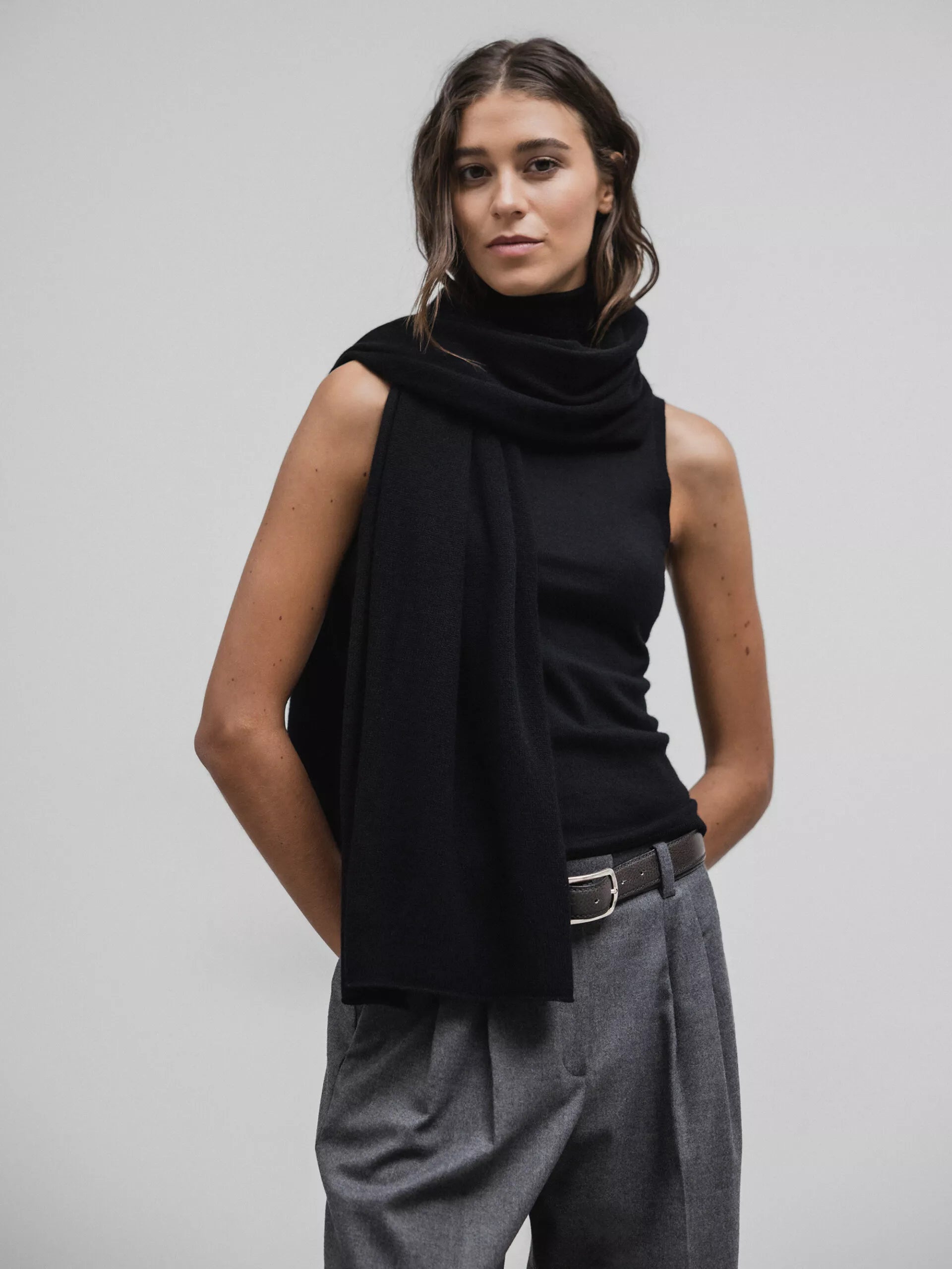 ALLUDE Schal aus Cashmere Damen (90 SCHWARZ)