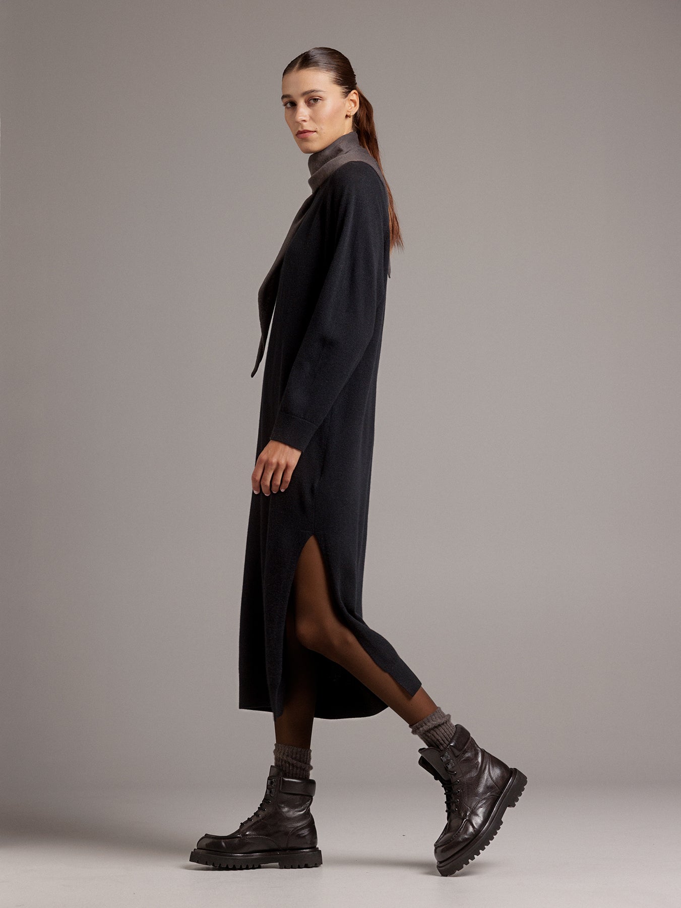 ALLUDE Midi- Kleid aus Schurwolle Damen (90 SCHWARZ)