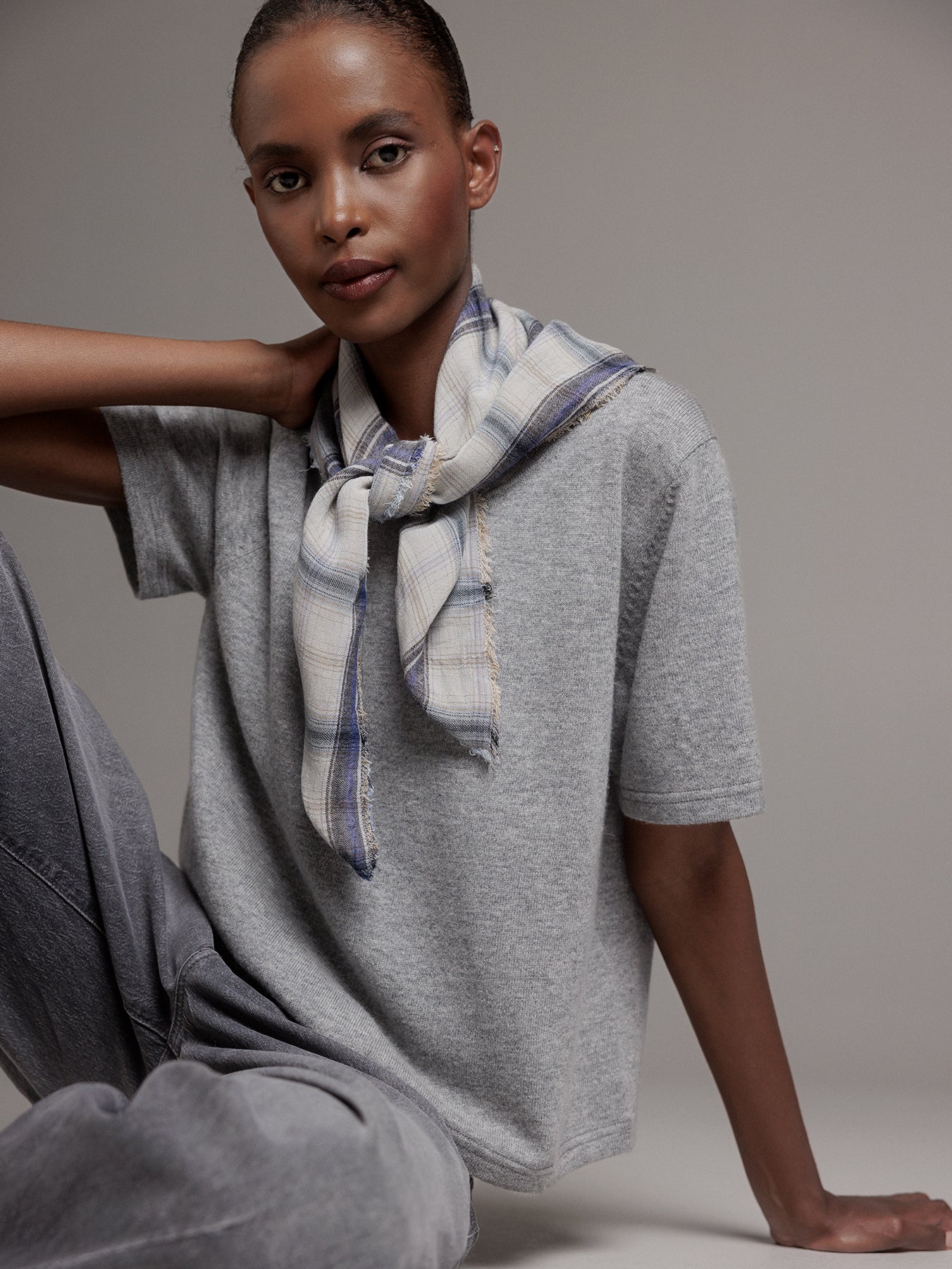 ALLUDE Kurzarm- Feinstrickpullover aus Schurwolle Damen (83 GRAU MEL)