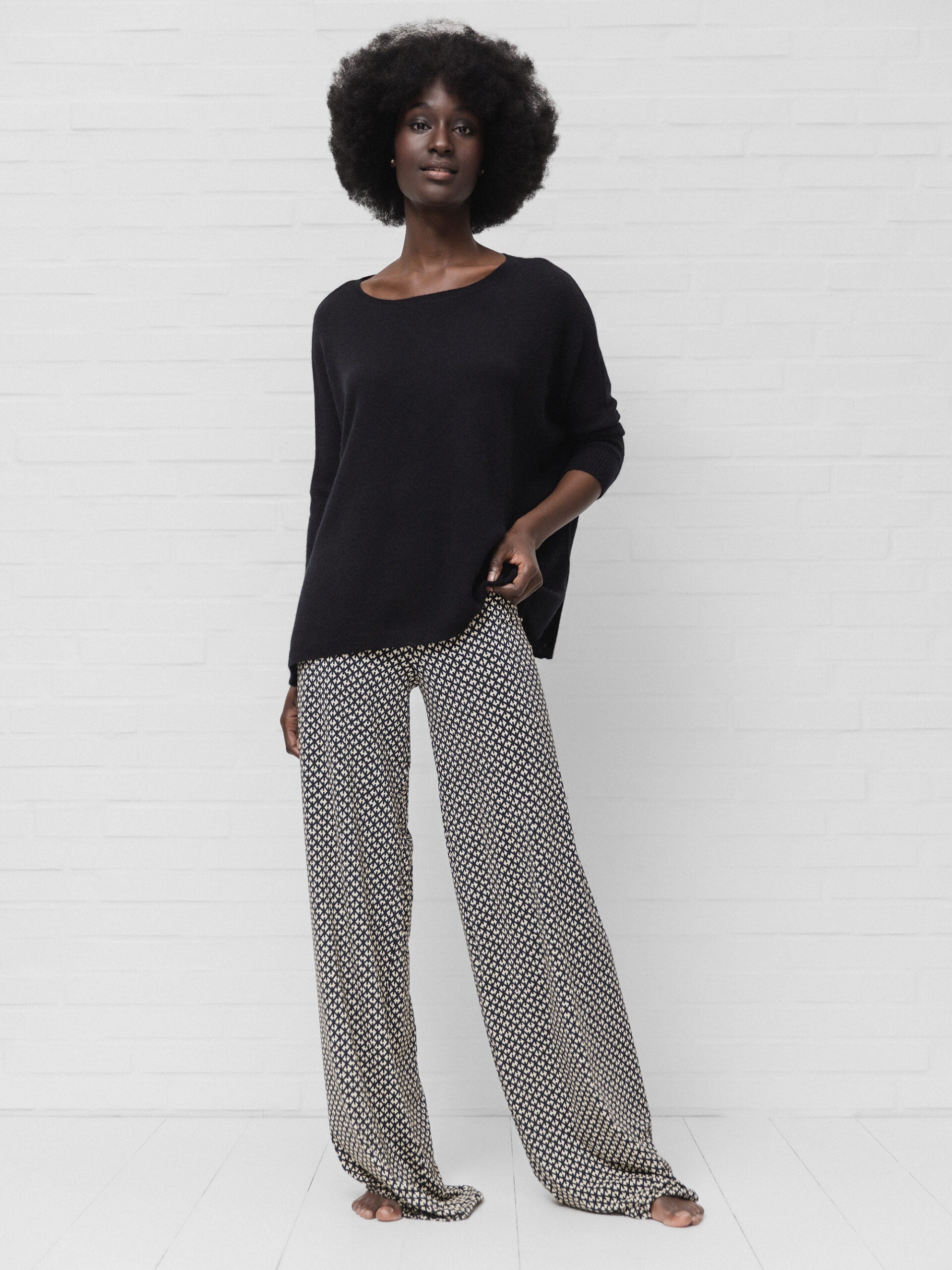 ALLUDE Leichter Pullover aus Cashmere Damen (90 SCHWARZ)