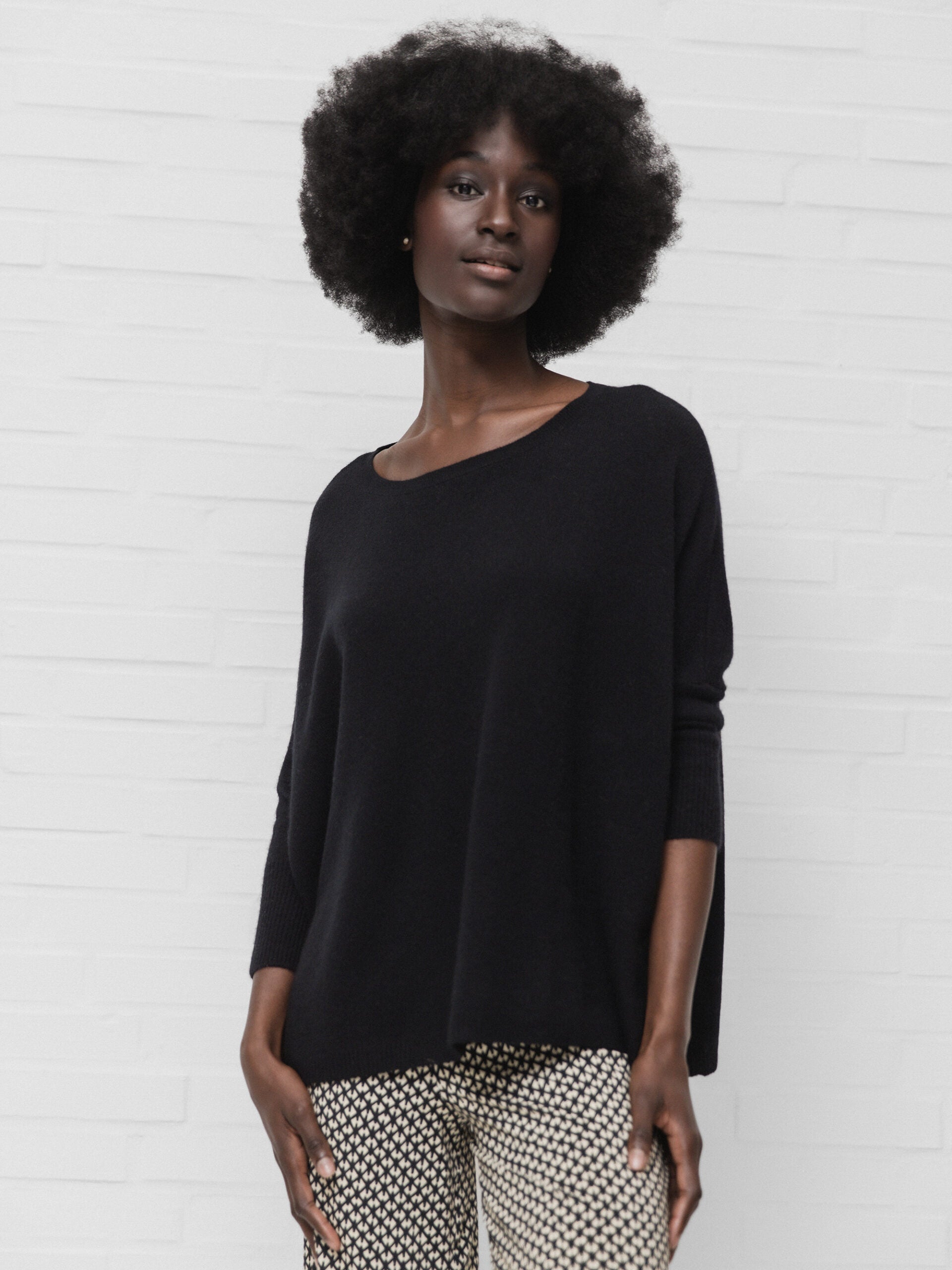 ALLUDE Leichter Pullover aus Cashmere Damen (90 SCHWARZ)