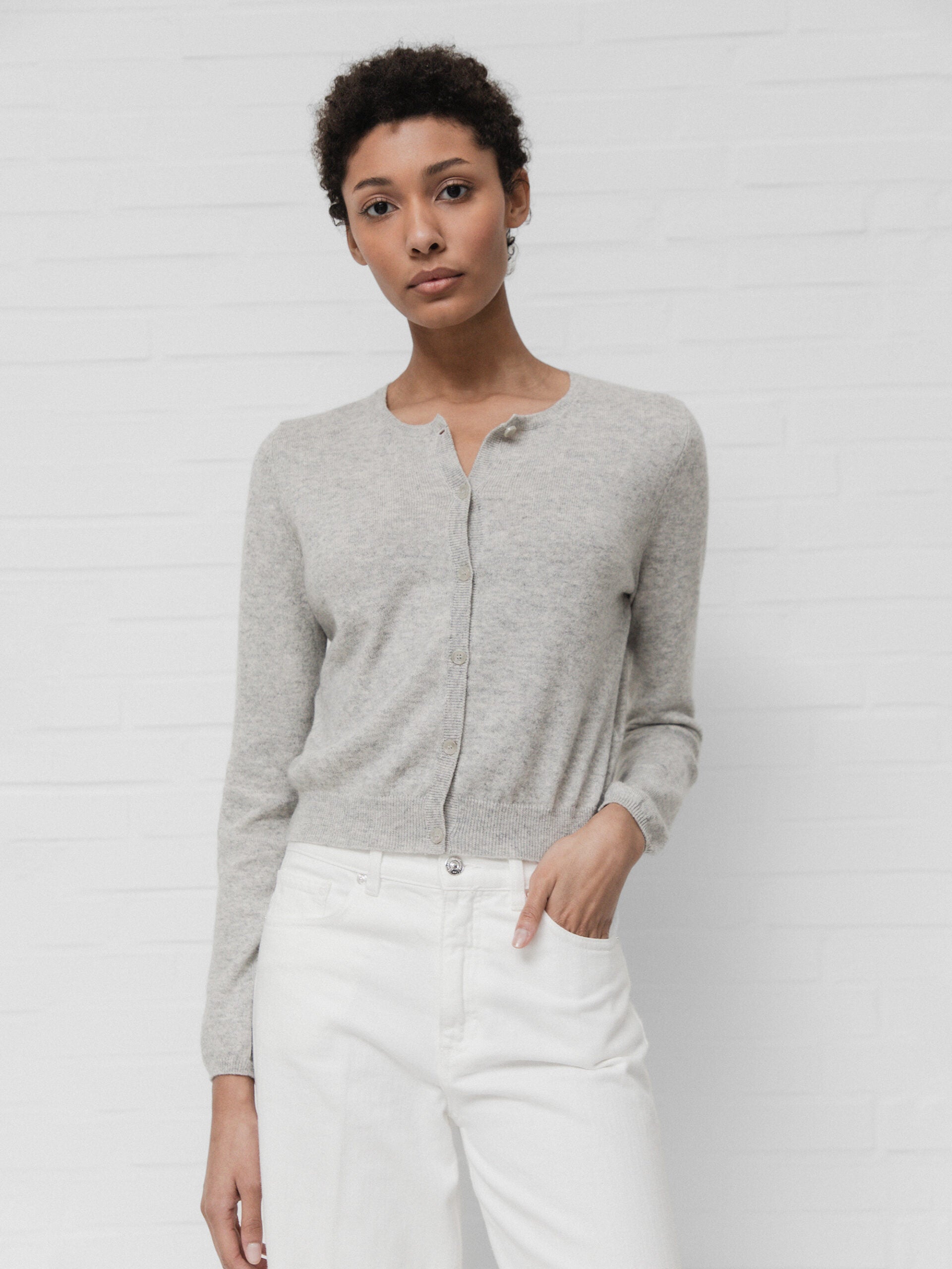 ALLUDE Kurze Strickjacke Damen (81 SILBER MEL)