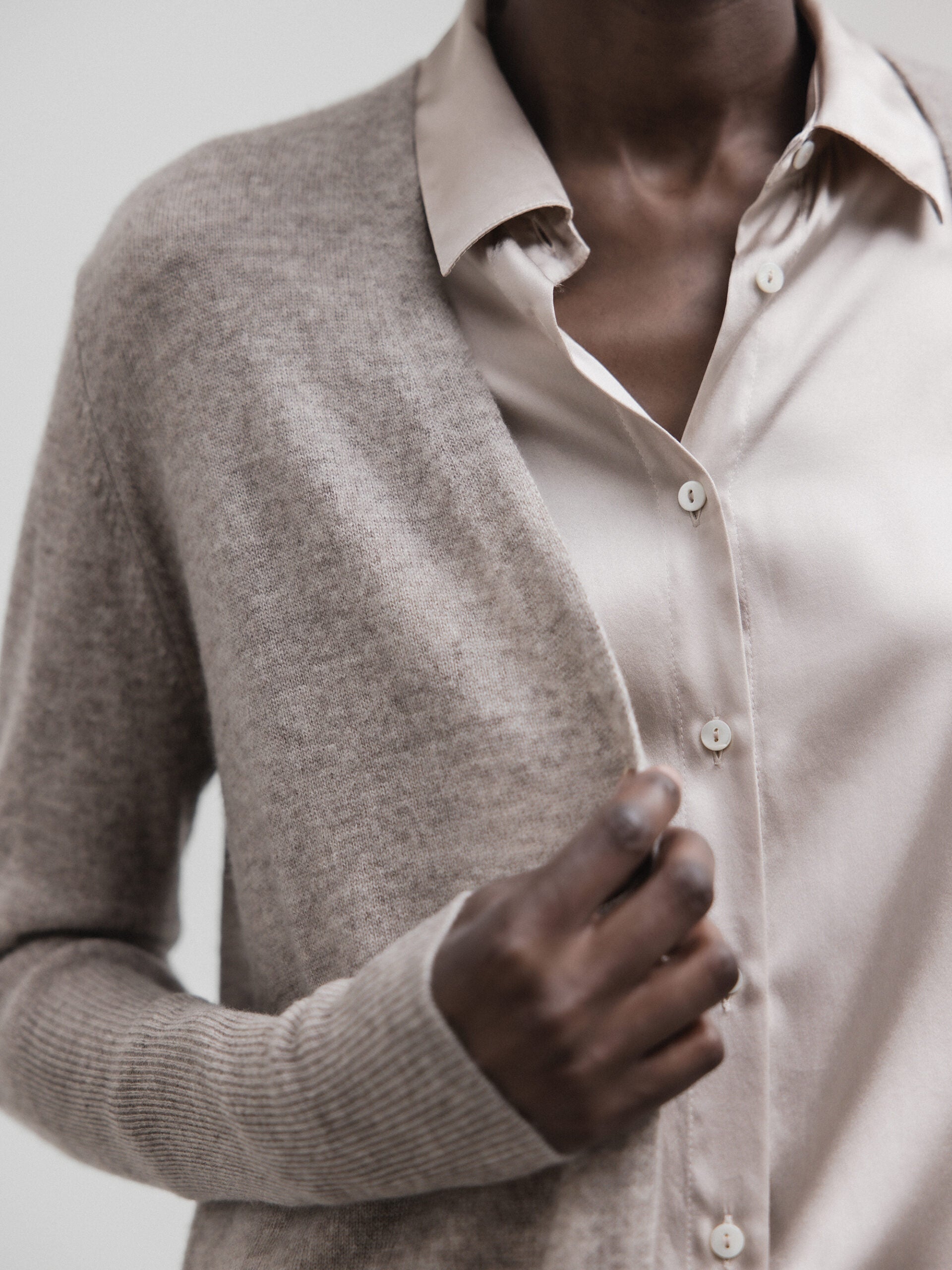 ALLUDE Langer Cardigan Damen (46 TAUPE)