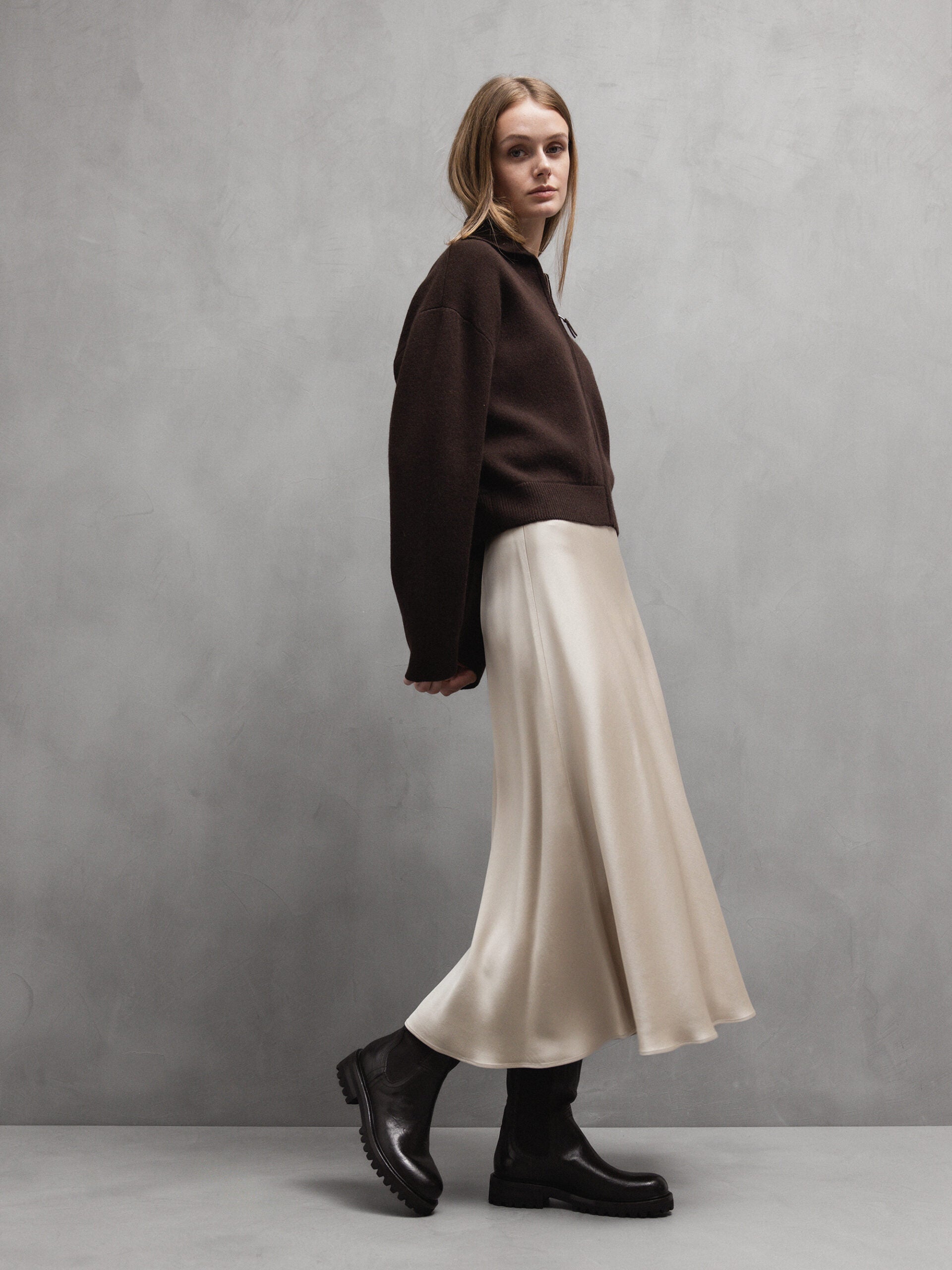 ALLUDE Strickjacke aus Schurwolle Damen (49 DK BRAUN)