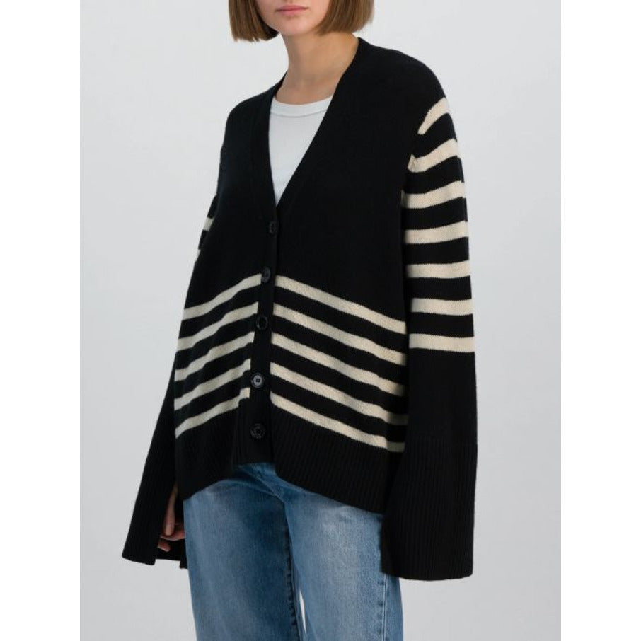 Strickjacke schwarz gestreift